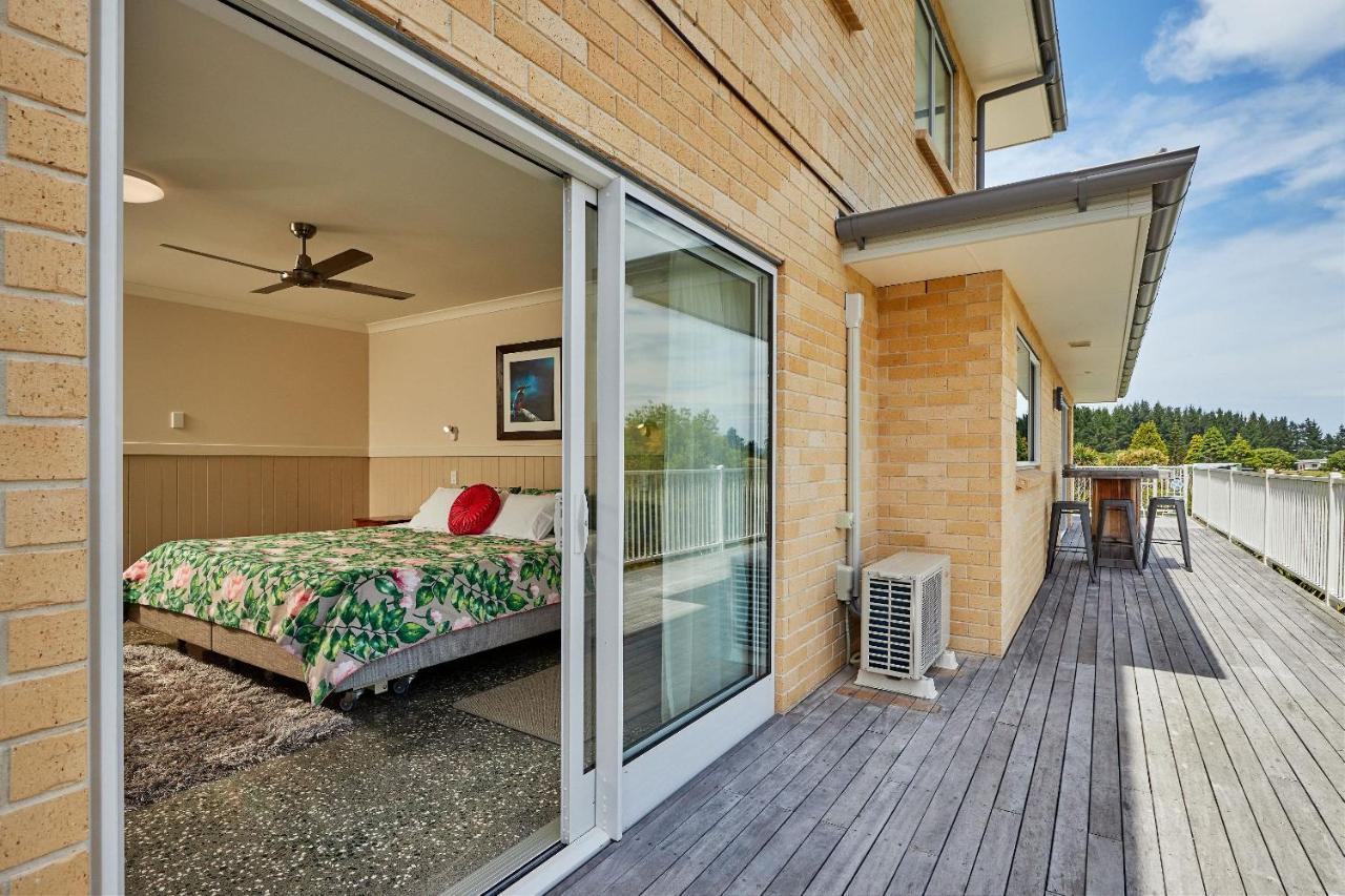 Kakatu Retreat Panzió Kaikoura Kültér fotó