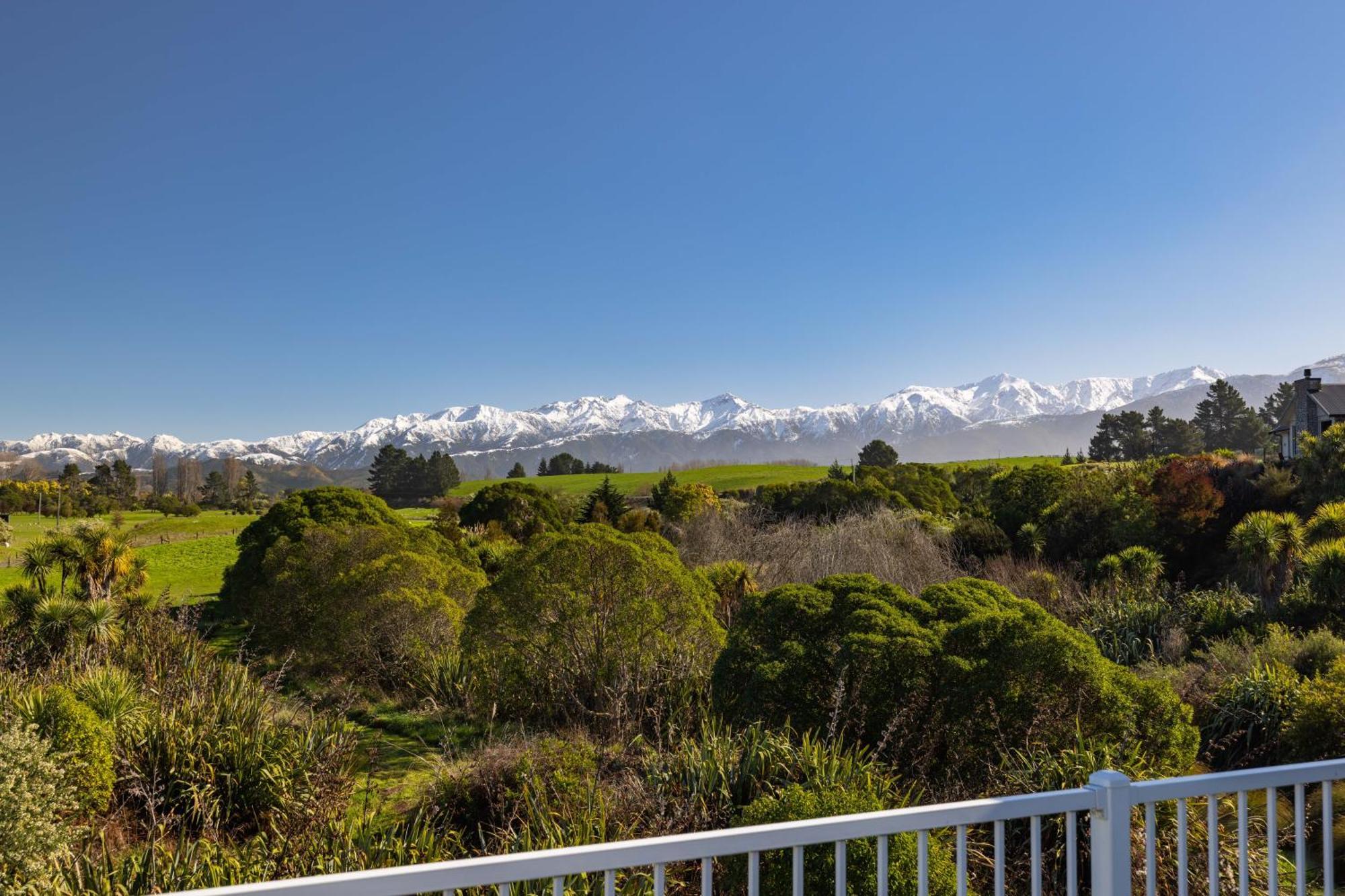 Kakatu Retreat Panzió Kaikoura Kültér fotó