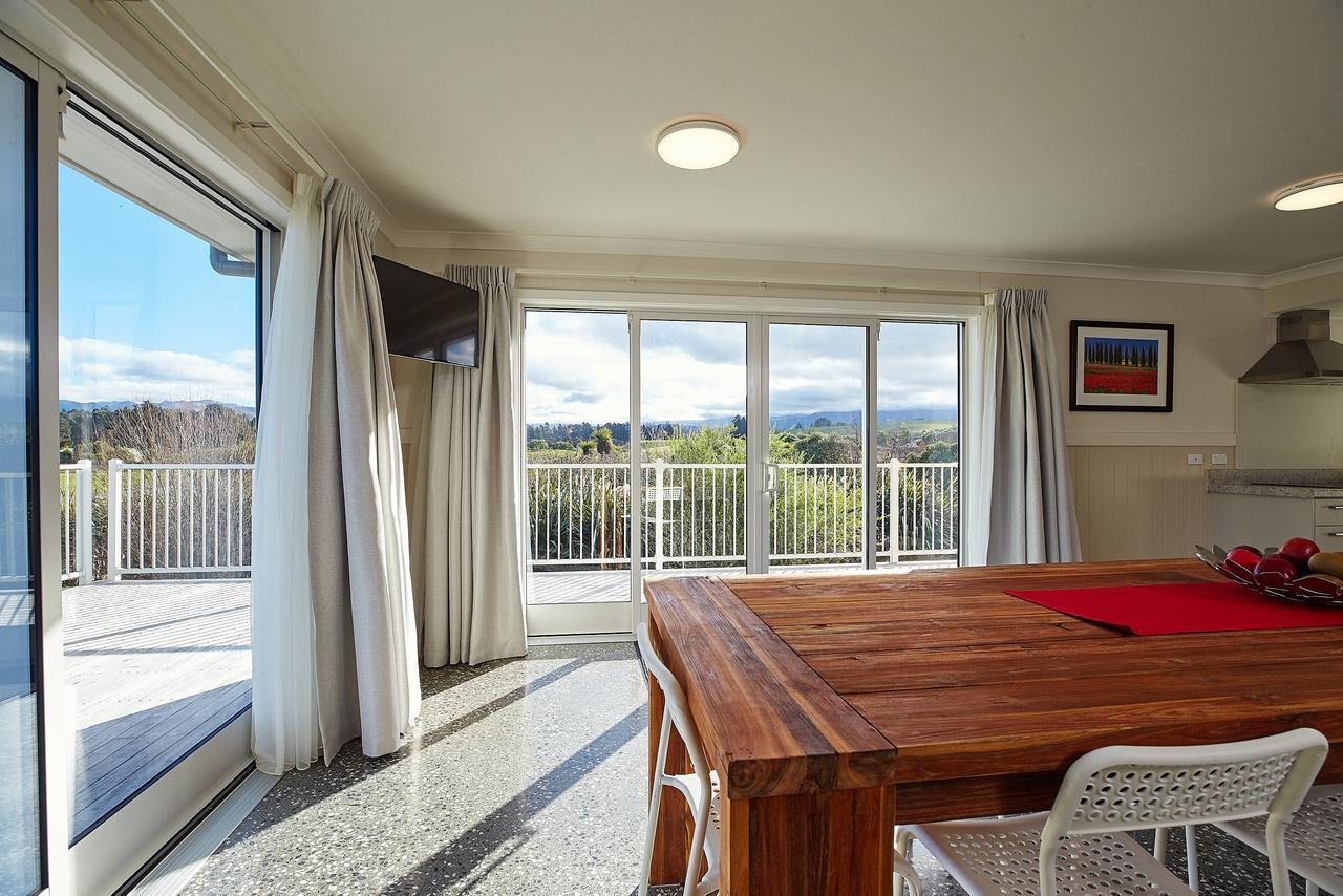 Kakatu Retreat Panzió Kaikoura Kültér fotó